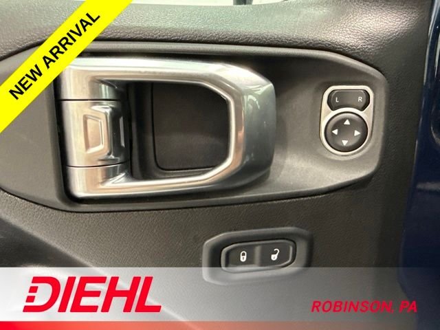 Used 2025 Blue Jeep Rubicon image 19