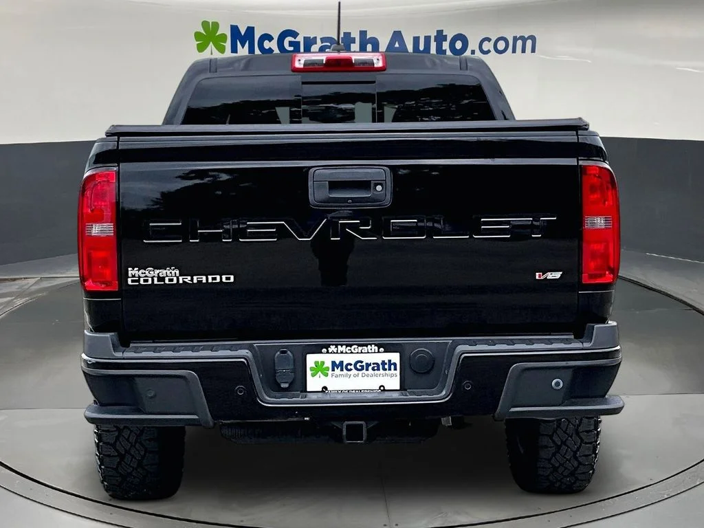 Certified Used 2021 Black Chevrolet Z71 image 6