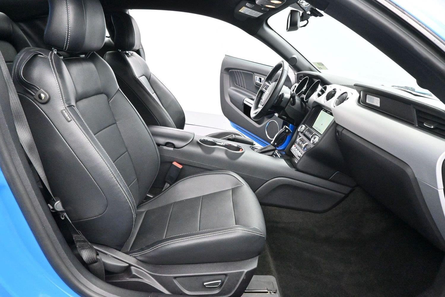 Used 2017 Grabber Blue Ford GT Premium image 28