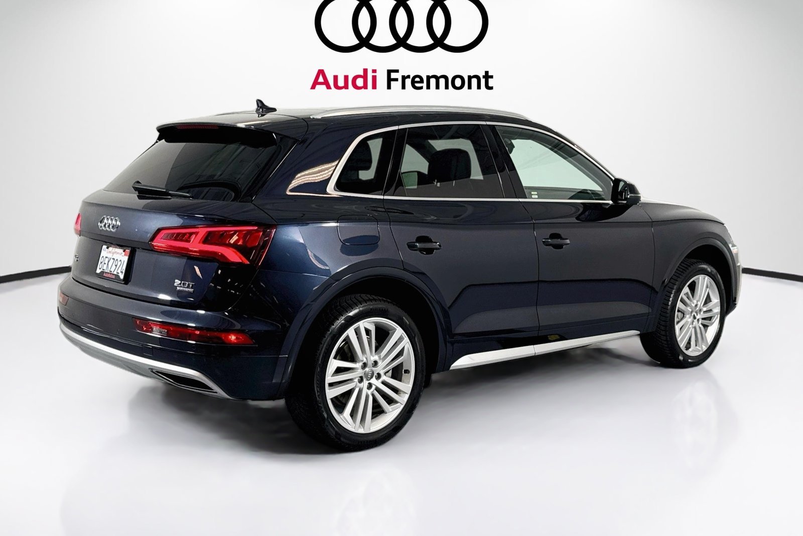 Used 2018 Moonlight Blue Metallic Audi Premium Plus image 5