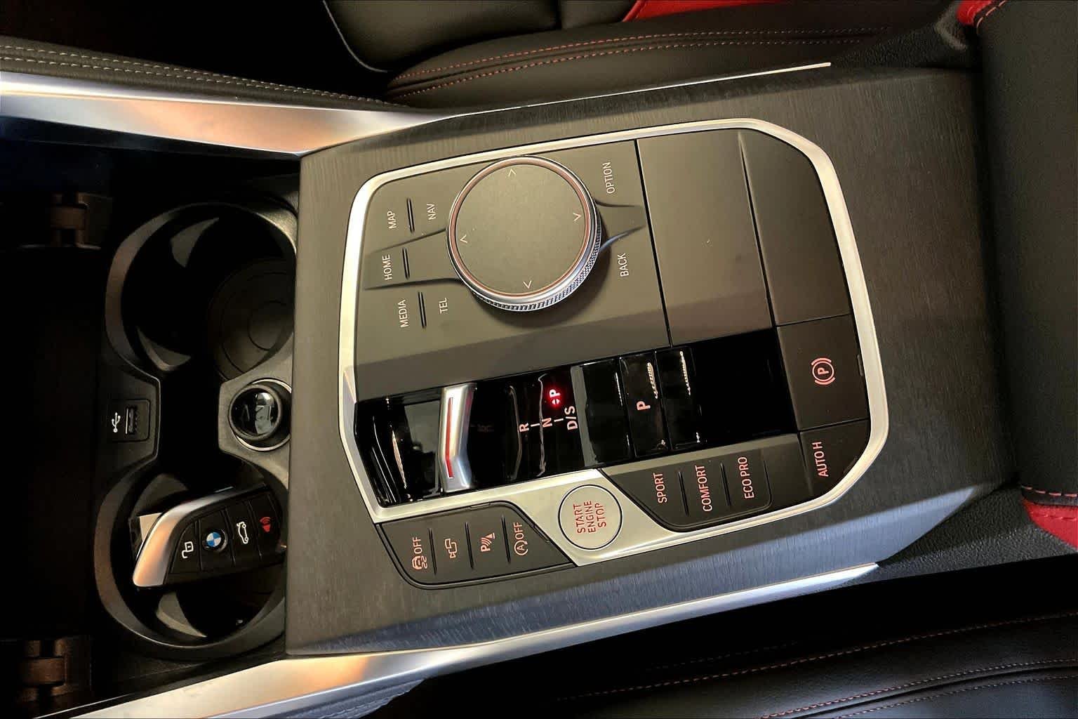 New 2026 Black Sapphire Metallic BMW M440i image 7