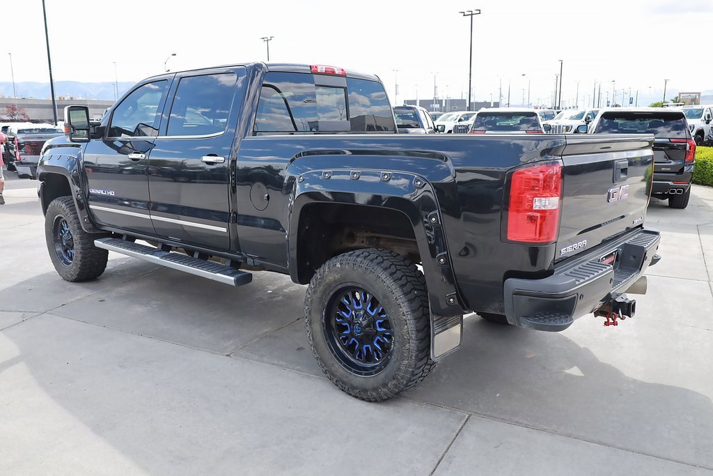 2019 Gmc Sierra HD Denali photo 4