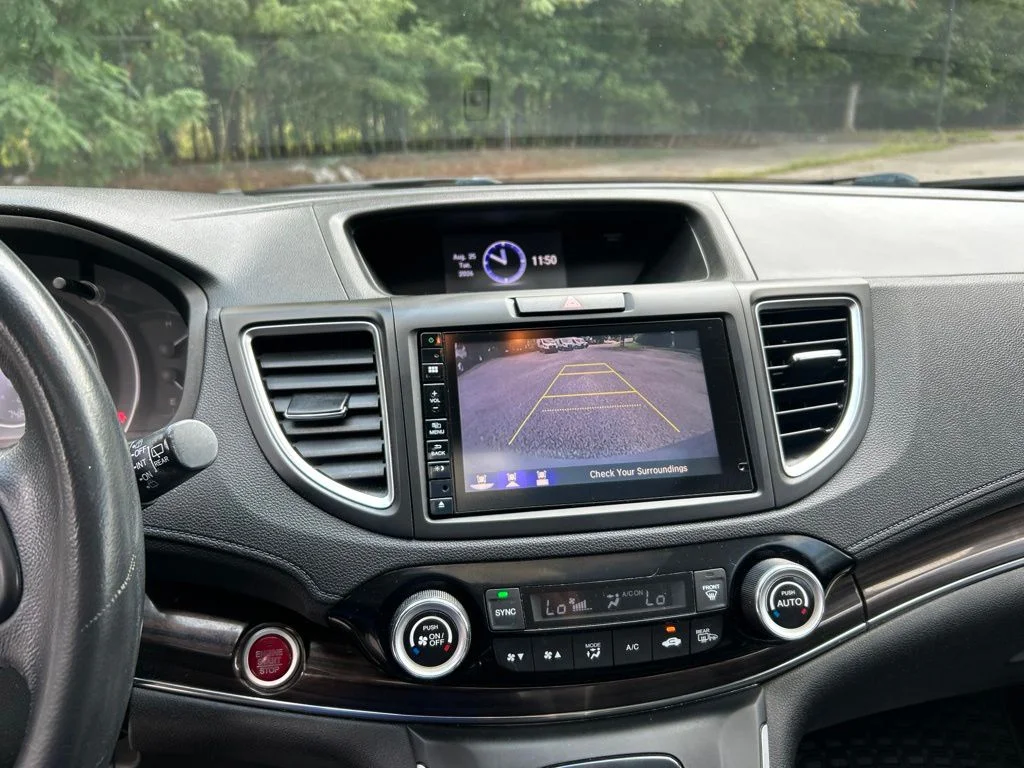 Used 2015 Silver Honda EX-L image 18