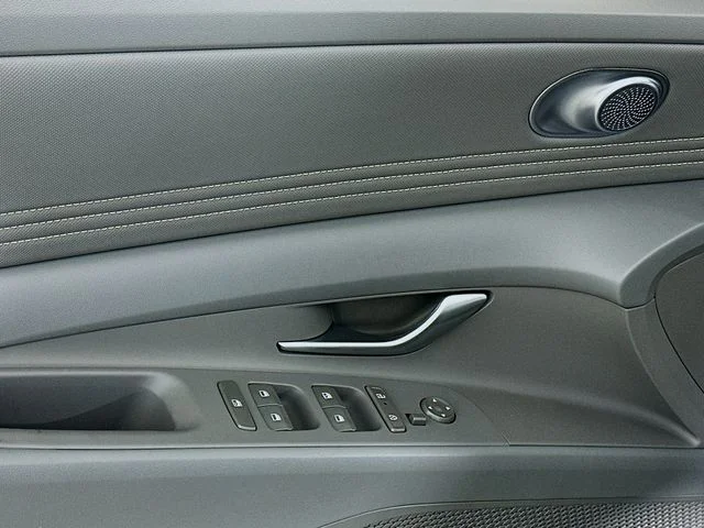 New 2026 Hyundai ELANTRA SEL Sport