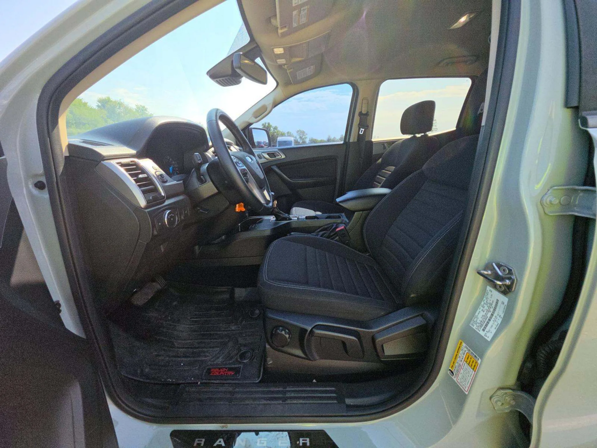 Used 2021 Cactus Gray Ford XLT image 9