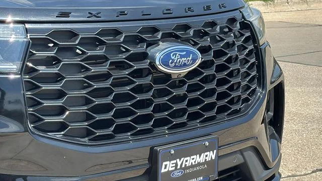 Used 2025 Black Ford ST-Line image 3