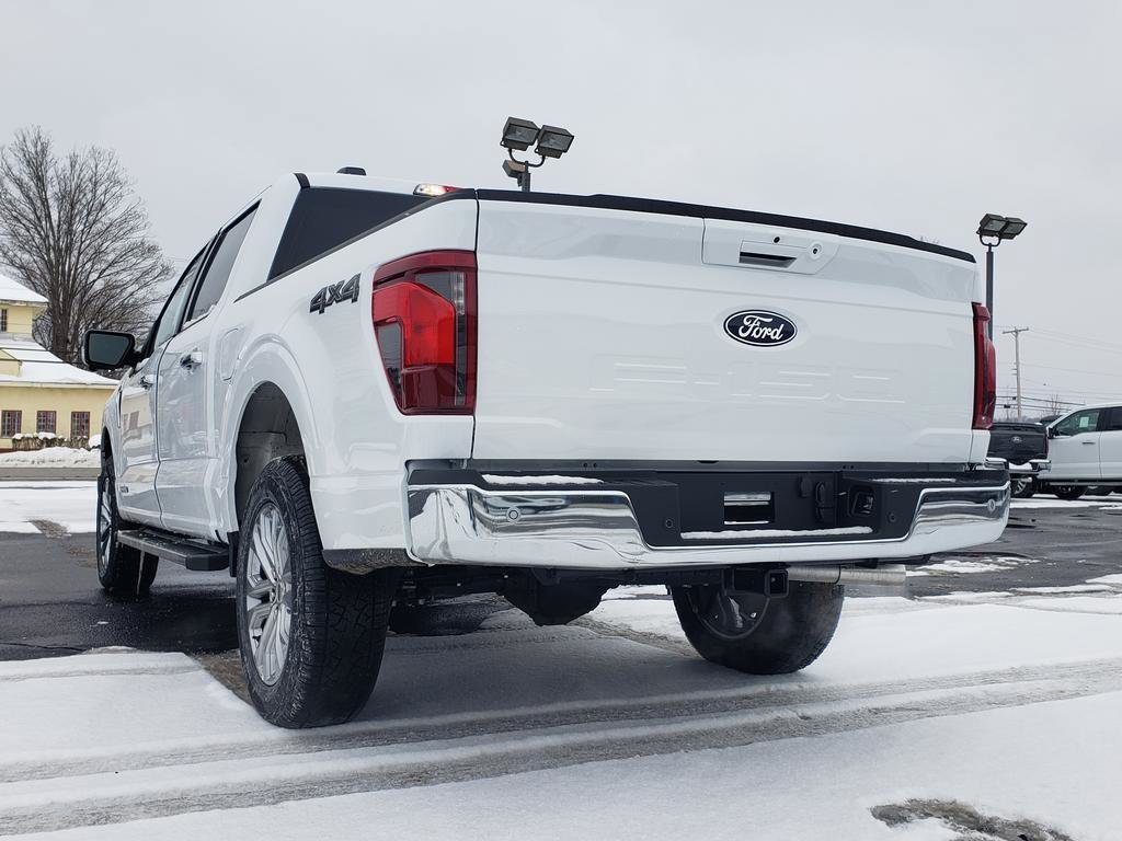 New 2026 Oxford White Ford XLT image 6