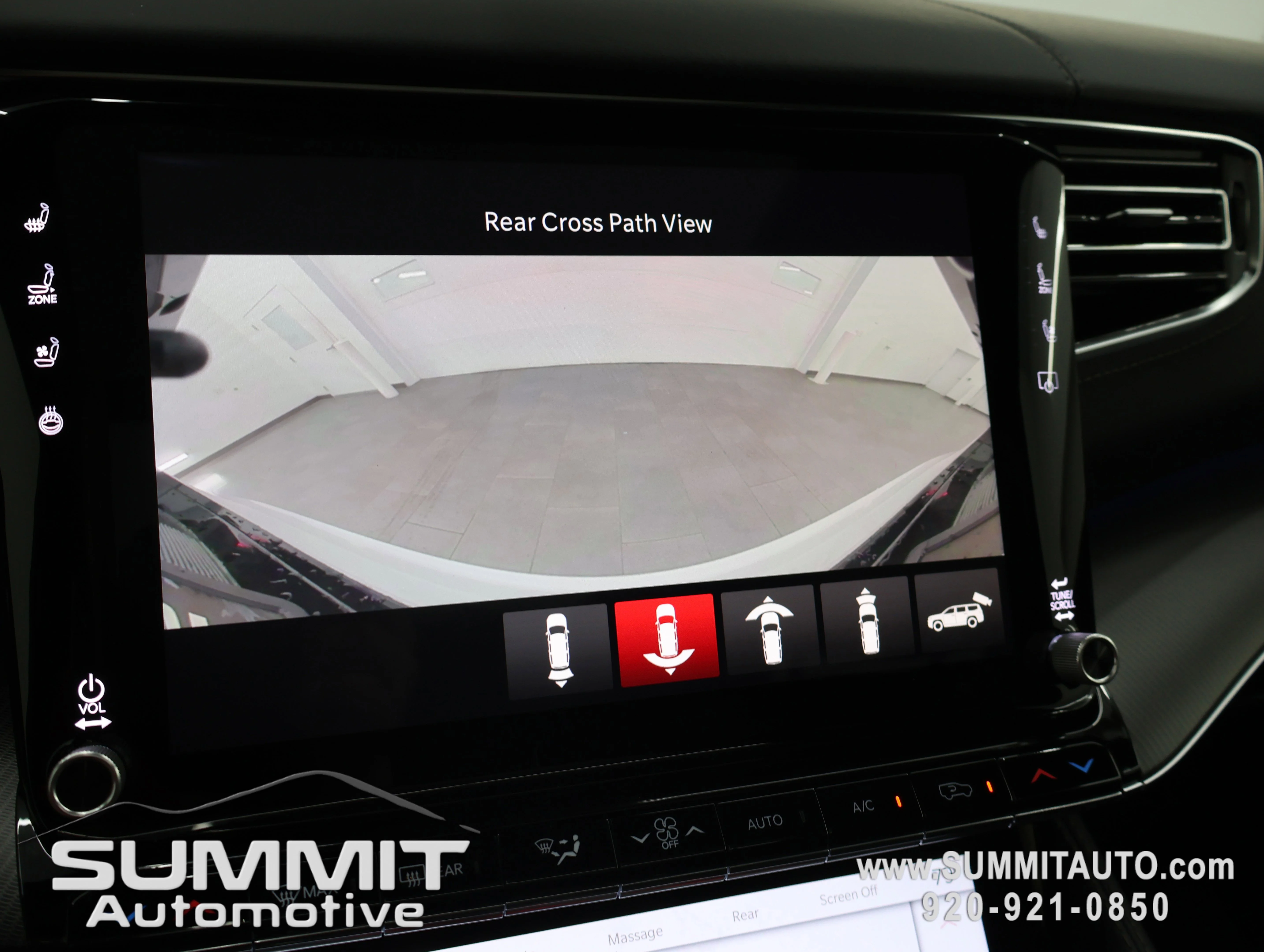 New 2026 Bright White Clear-Coat Exterior Paint Jeep Summit Obsidian image 18