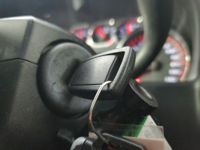 Used 2016 Silver GMC SLT image 30