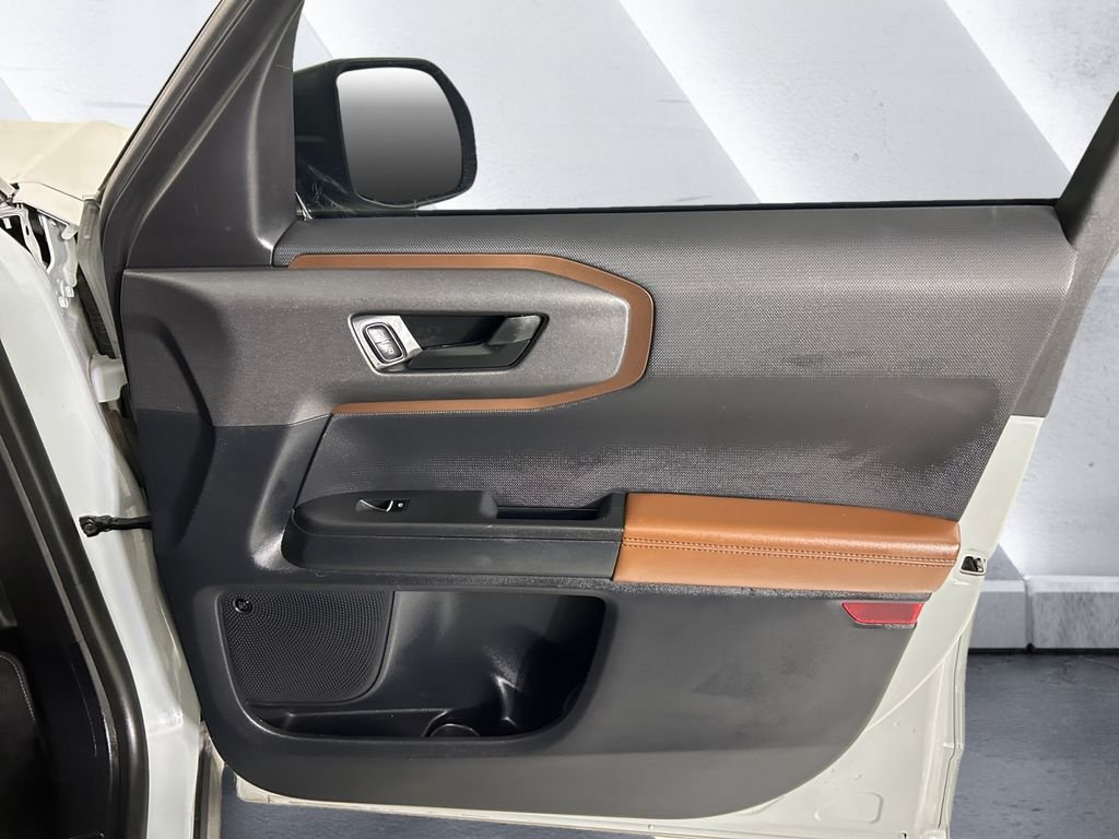 Used 2022 Green Ford Badlands image 15