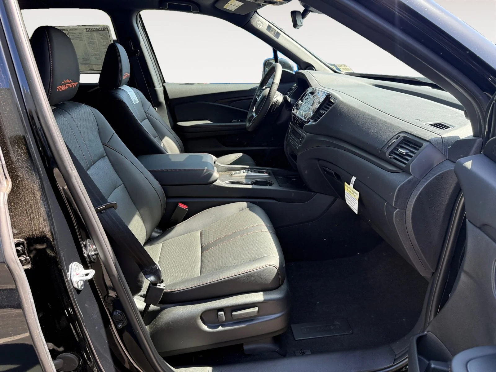 2025 Honda Ridgeline TrailSport - Photo 19