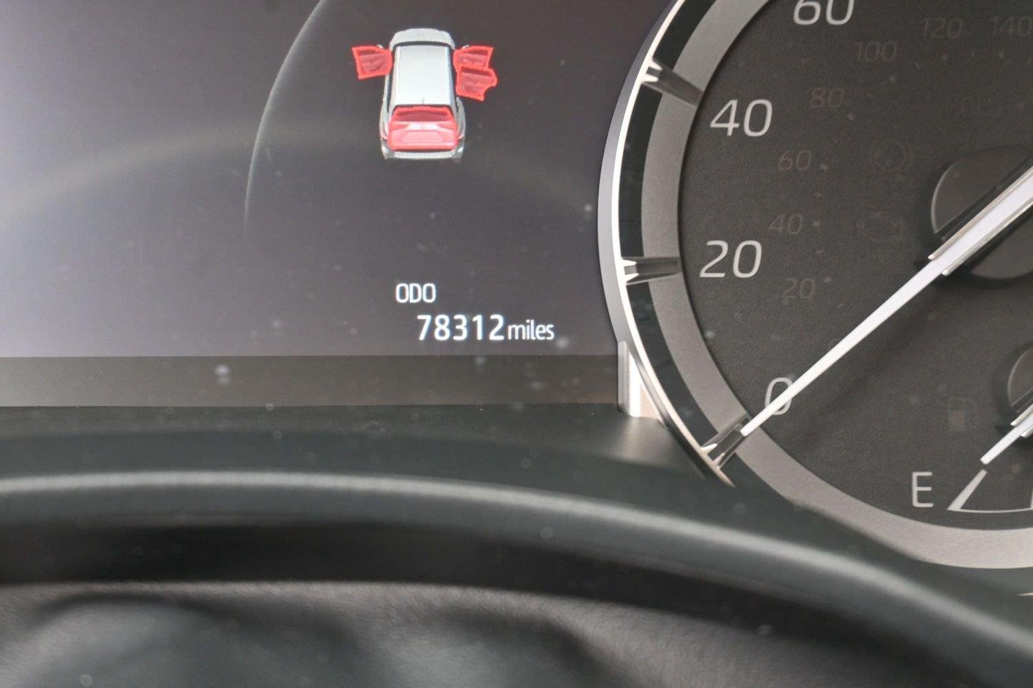 Used 2022 Magnetic Gray Metallic Toyota XLE image 20