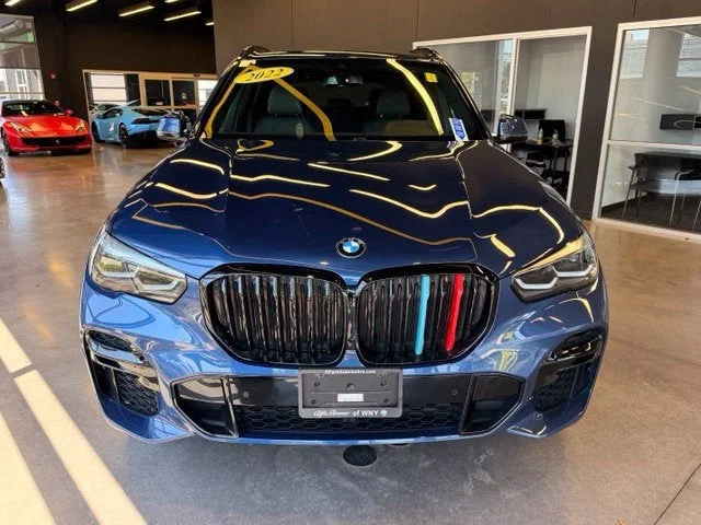 Used 2022 Phytonic Blue Metallic BMW M50i image 2
