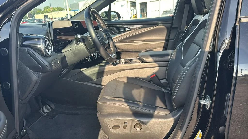 Used 2024 Black Chevrolet LT image 6