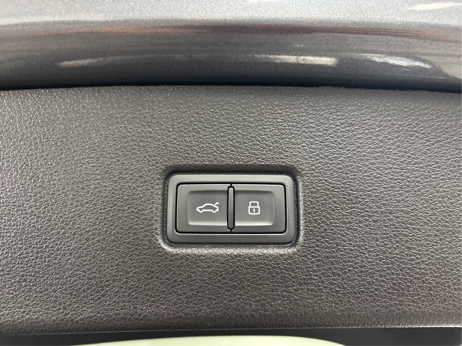 Used 2022 Daytona Gray Pearl Effect Audi S line Premium Plus image 12