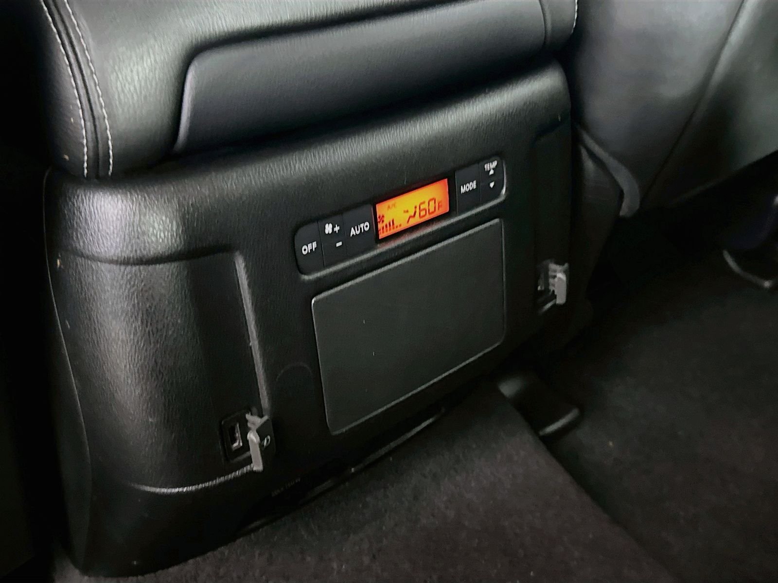 Used 2019 Gun Metallic Nissan SL image 27