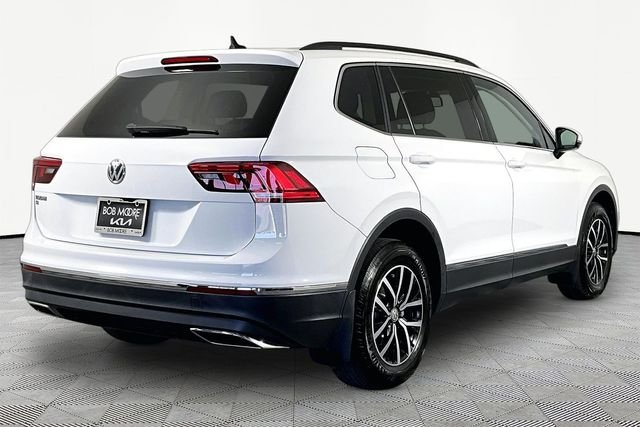 Used 2021 White Volkswagen 2.0T SE image 6