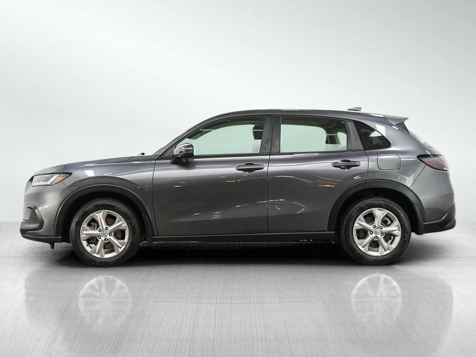 Used 2024  Honda 5D WAGON LX AWD image 2