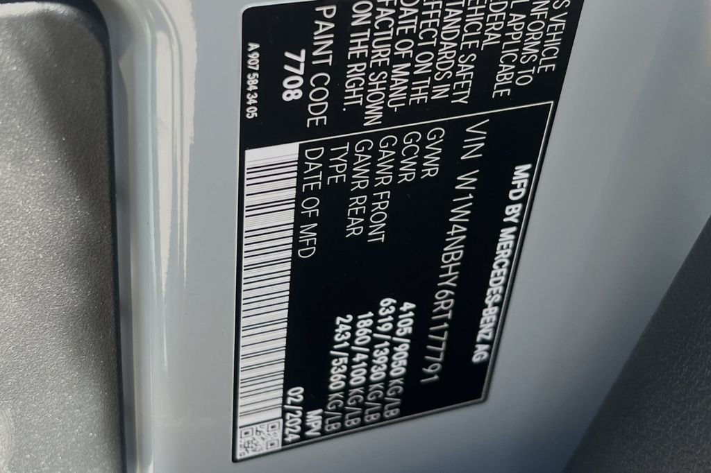 Used 2024 Silver Mercedes-Benz Cargo 144 WB image 27