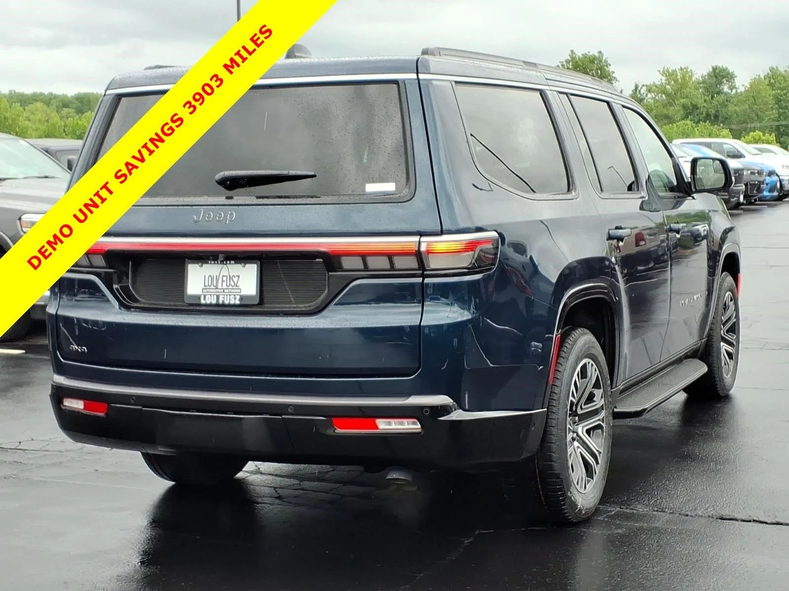New 2026 Fathom Blue Pearlcoat Jeep  image 17