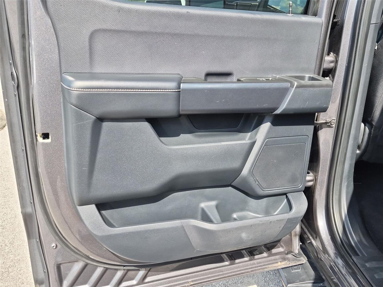 Used 2022 Carbonized Gray Metallic Ford XL image 29