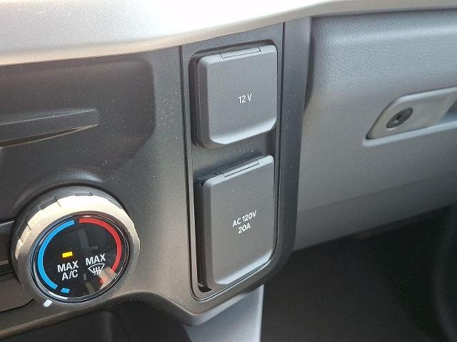 New 2026 Carbonized Gray Metallic Ford F-250® XLT image 37