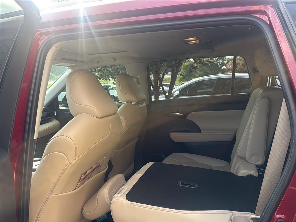 Used 2023 Ruby Flare Pearl Toyota XLE image 14