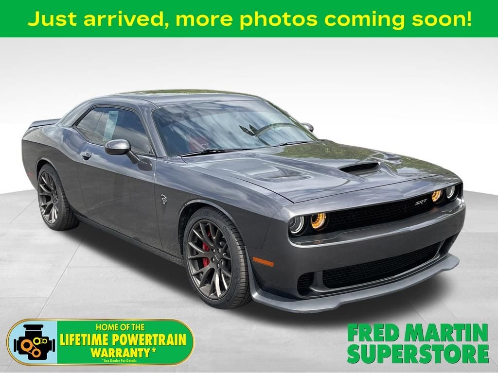 2016 Dodge Challenger SRT Hellcat's photo