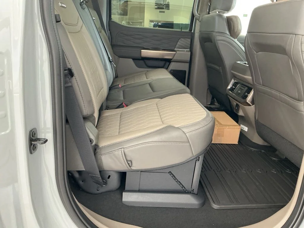 New 2026 Avalanche Ford F-350® Platinum® image 32