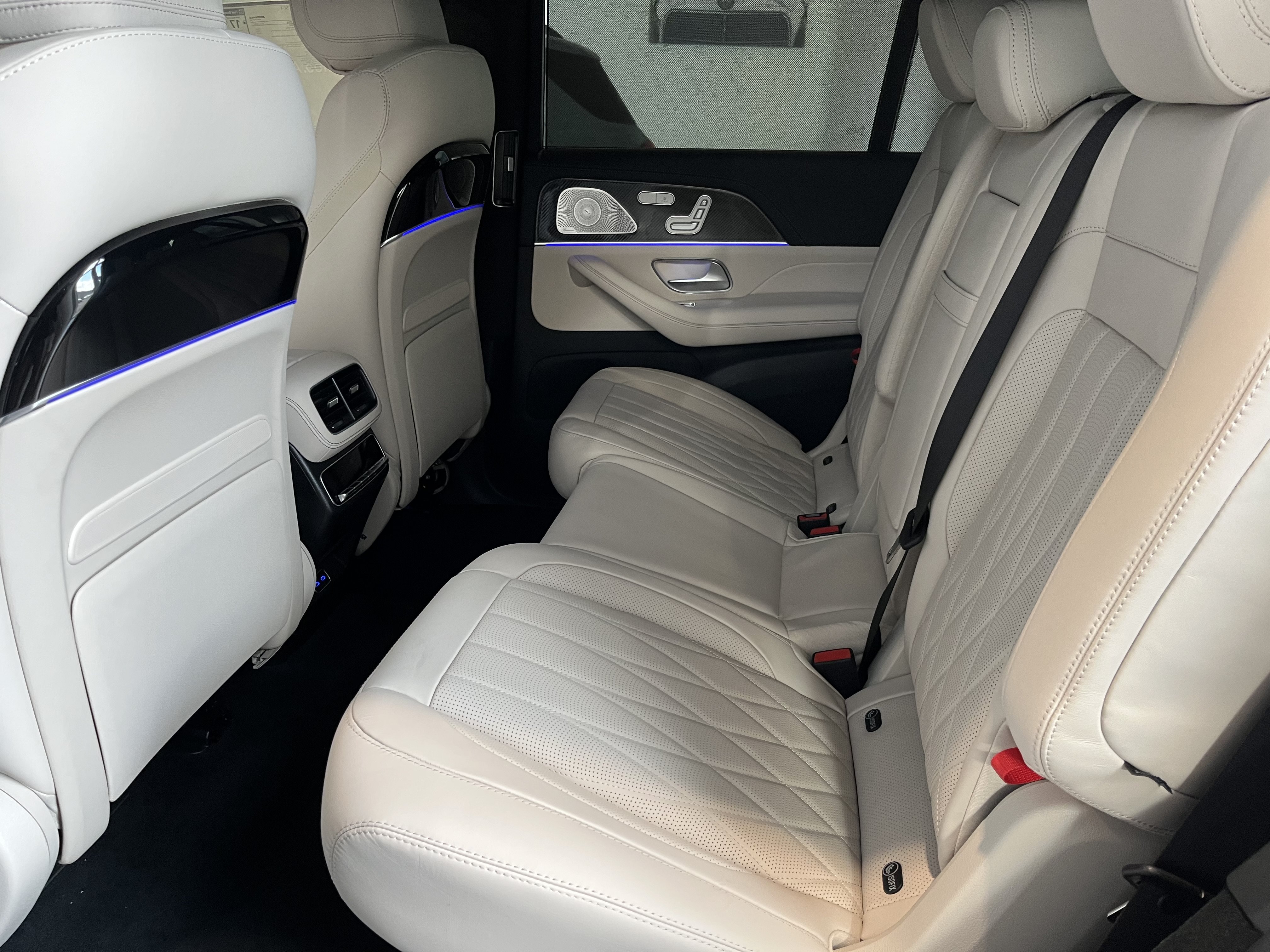 New 2026 MOONLIGHT WHITE Mercedes-Benz AMG® GLS 63 image 12