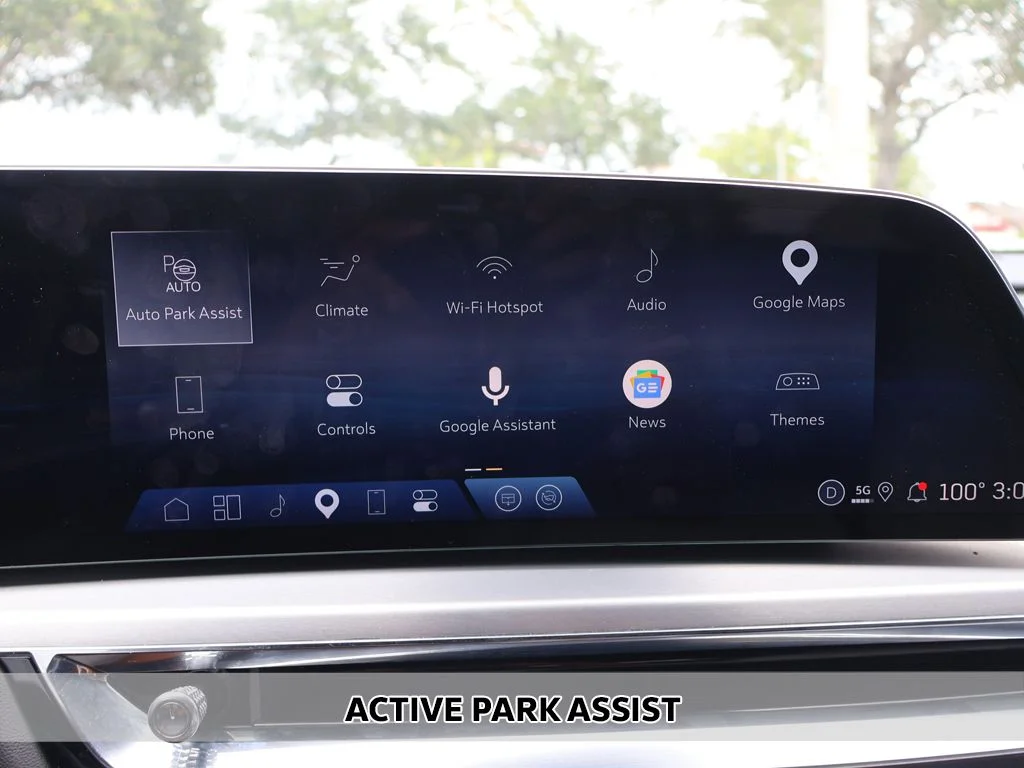 Used 2025 Black Cadillac Luxury image 5