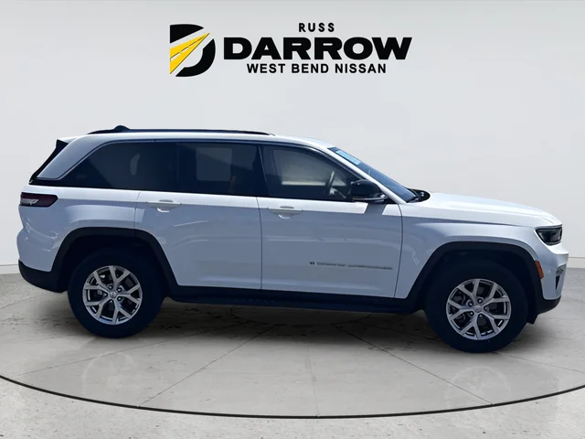 Used 2023 White Jeep Limited image 7