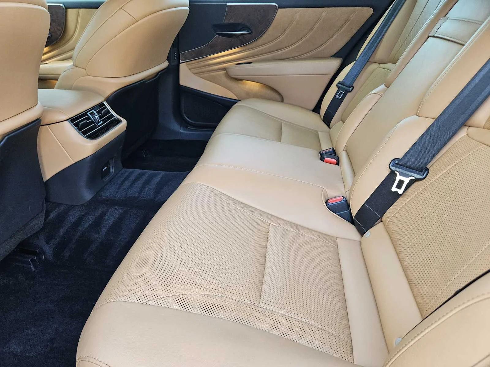 Used 2021 Sonic Titanium Lexus  image 22