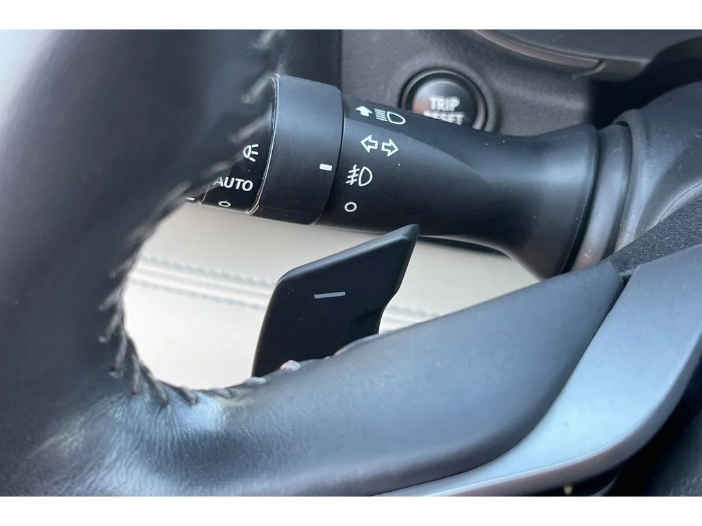 Used 2021 Crystal White Pearl Subaru Touring image 38