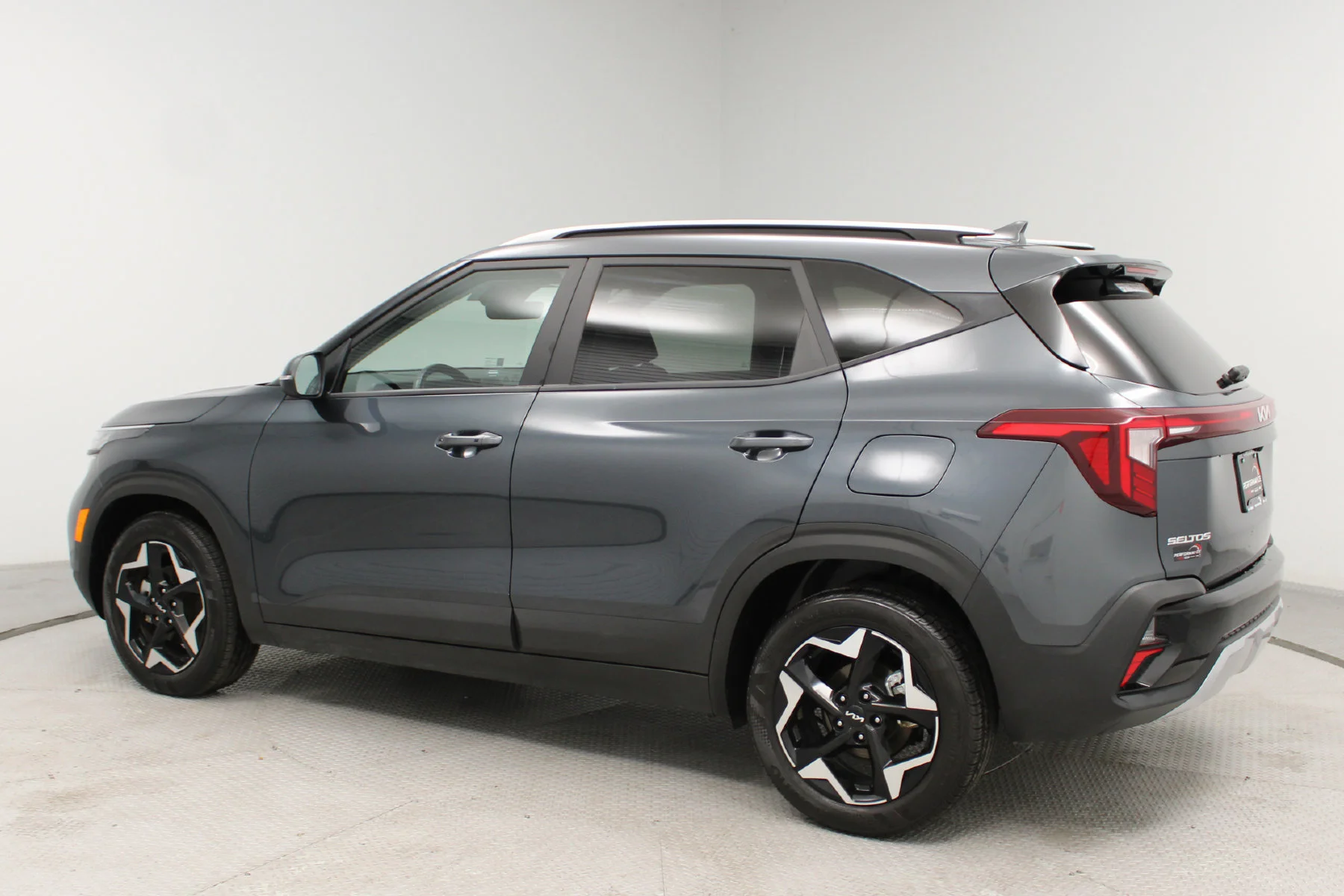 Used 2025 Gravity Gray Kia S IVT FWD image 34