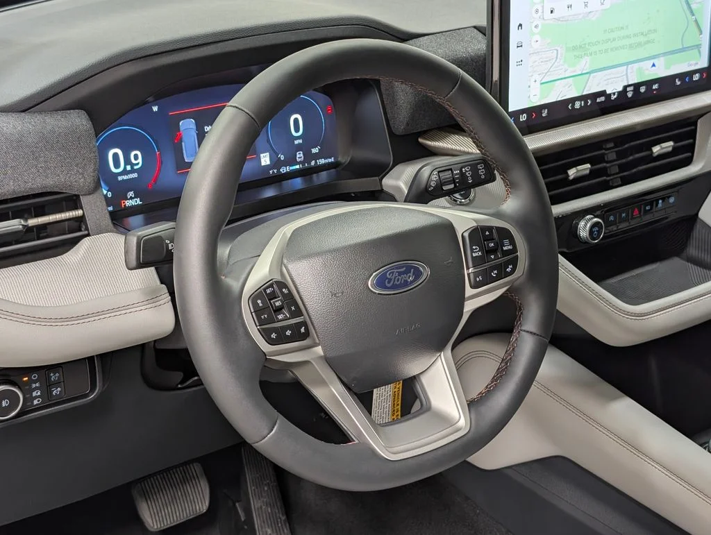 New 2026 Space White Metallic Ford Active image 8