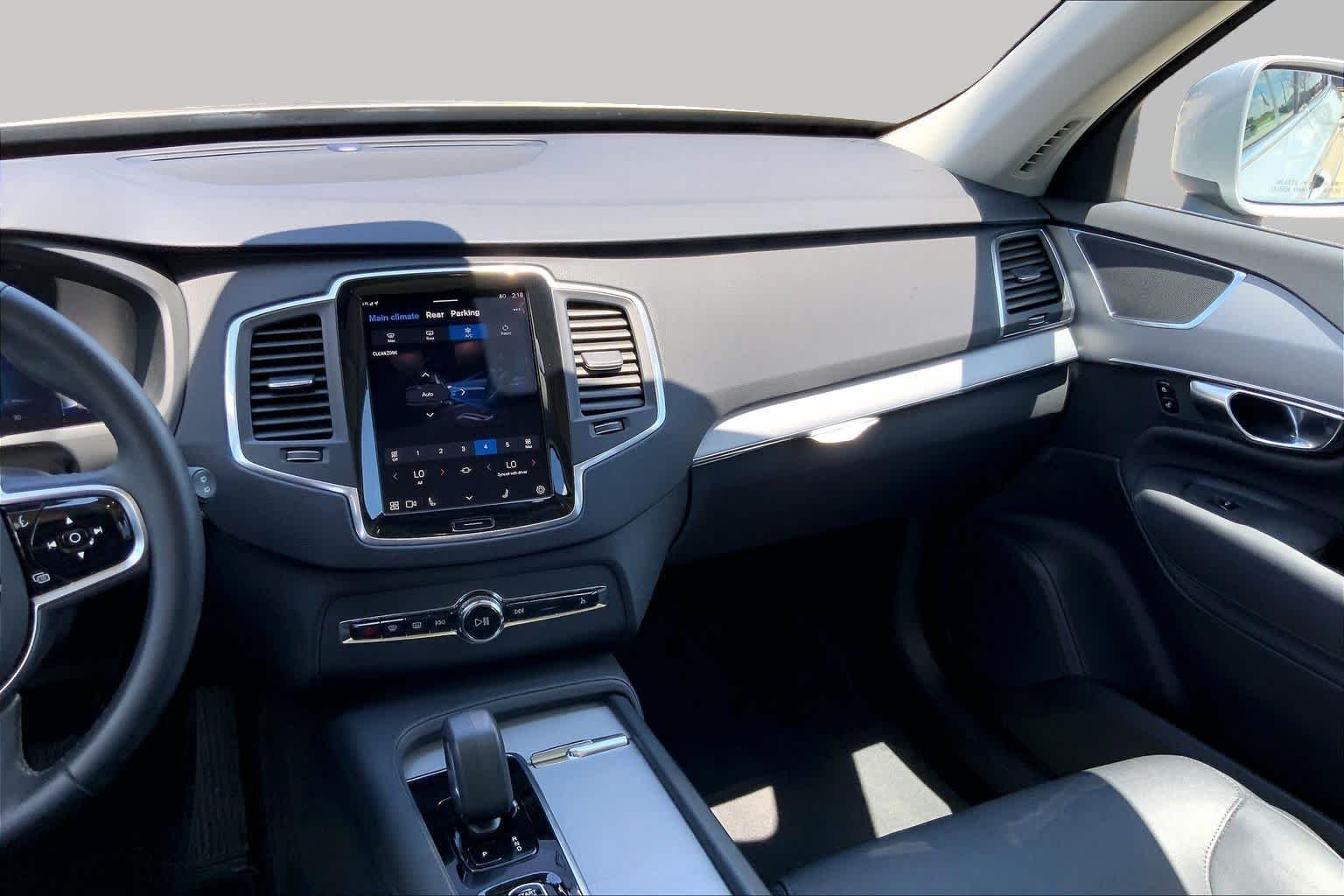 Pre-Owned 2025 Volvo XC90 Core
