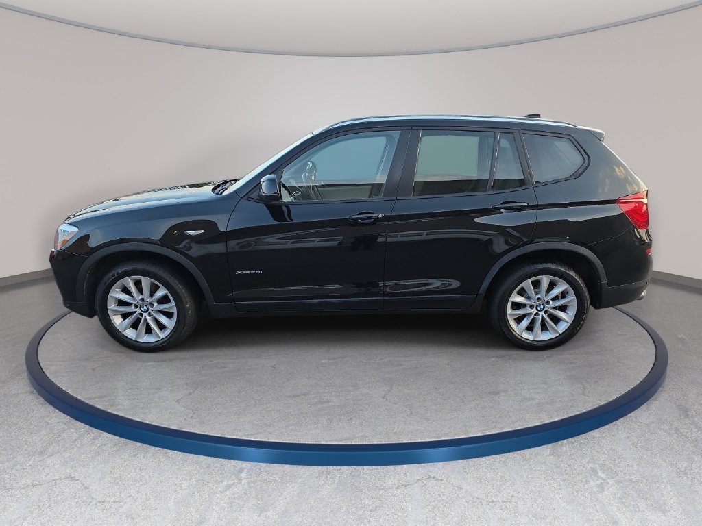 Used 2017 Black BMW xDrive28i image 9