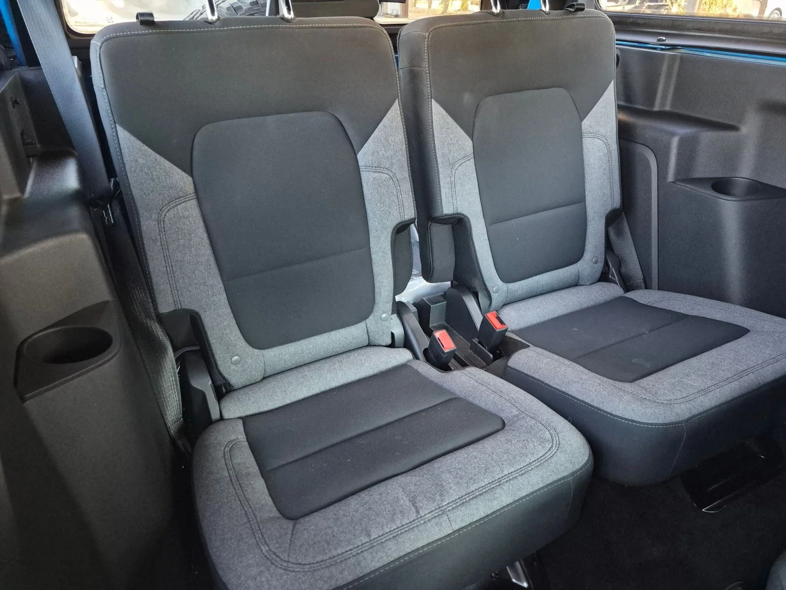 Used 2022 Velocity Blue Metallic Ford Base image 17