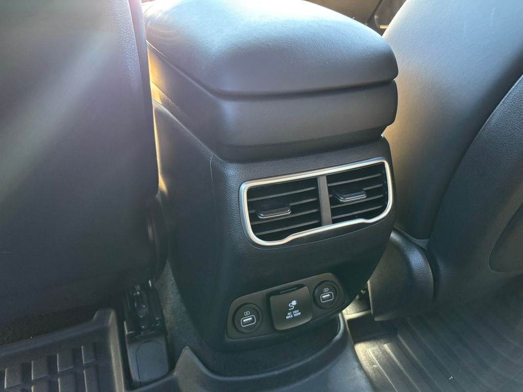 Used 2022 Gray Hyundai Calligraphy image 25