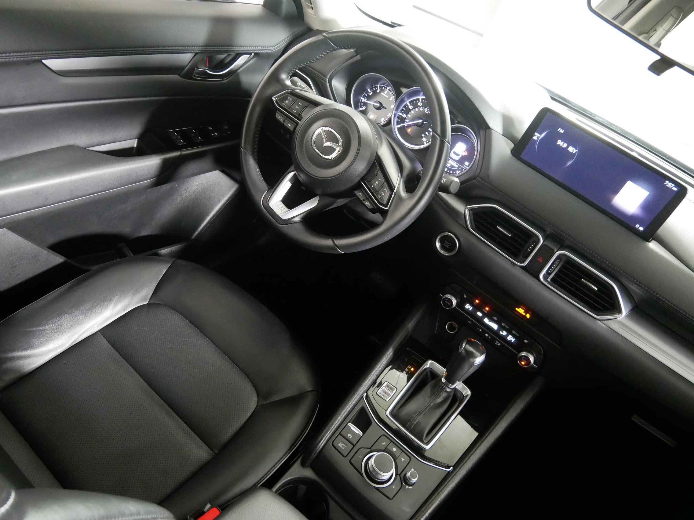 Photo 9