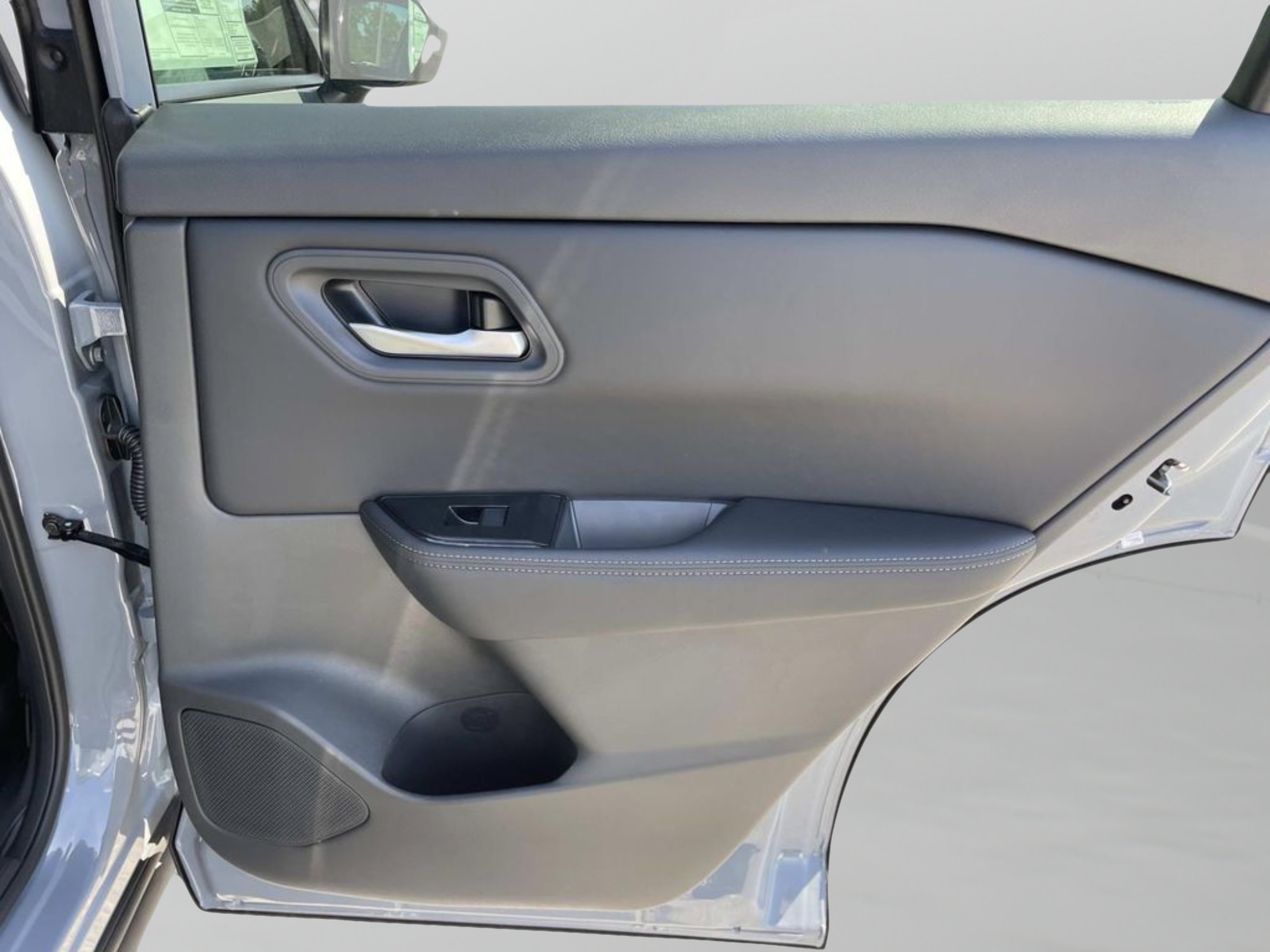 New 2026 Boulder Gray Pearl Nissan SV image 14
