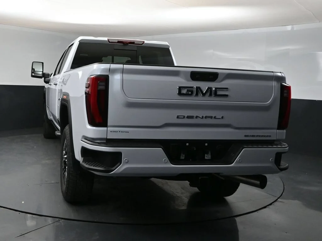New 2026 Glacier White Tricoat GMC Denali Ultimate image 3