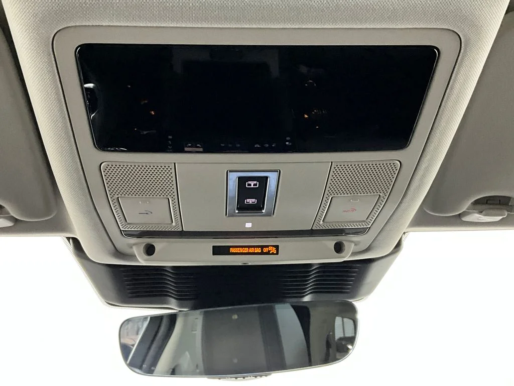Certified Used 2025 White Land Rover S image 13