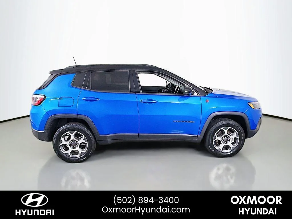 Used 2022 Laser Blue Pearlcoat Jeep Trailhawk image 8