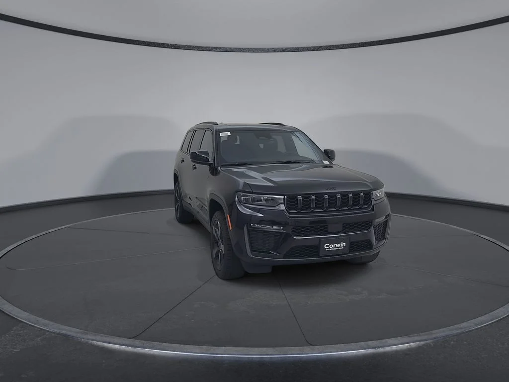 New 2026 Diamond Black Crystal Pearl-Coat Exterior Paint Jeep Limited image 4