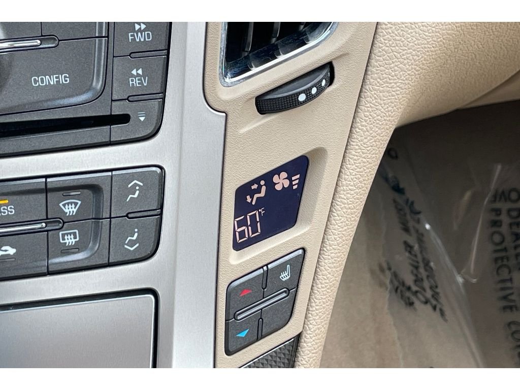 Used 2013 White Diamond Tricoat Cadillac Luxury image 28