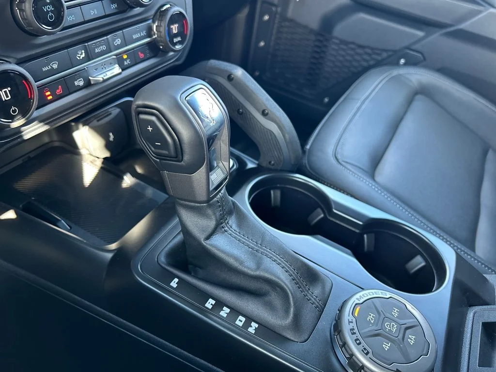 New 2025 Gray Ford Big Bend image 31