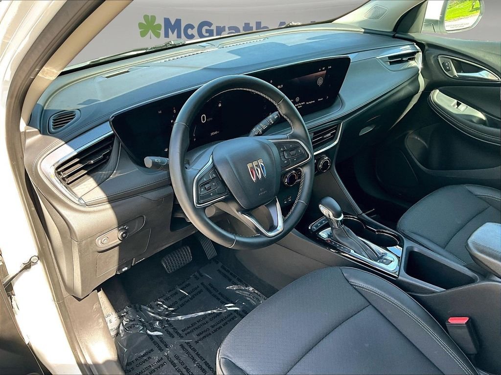 Used 2025 White Buick Preferred image 17