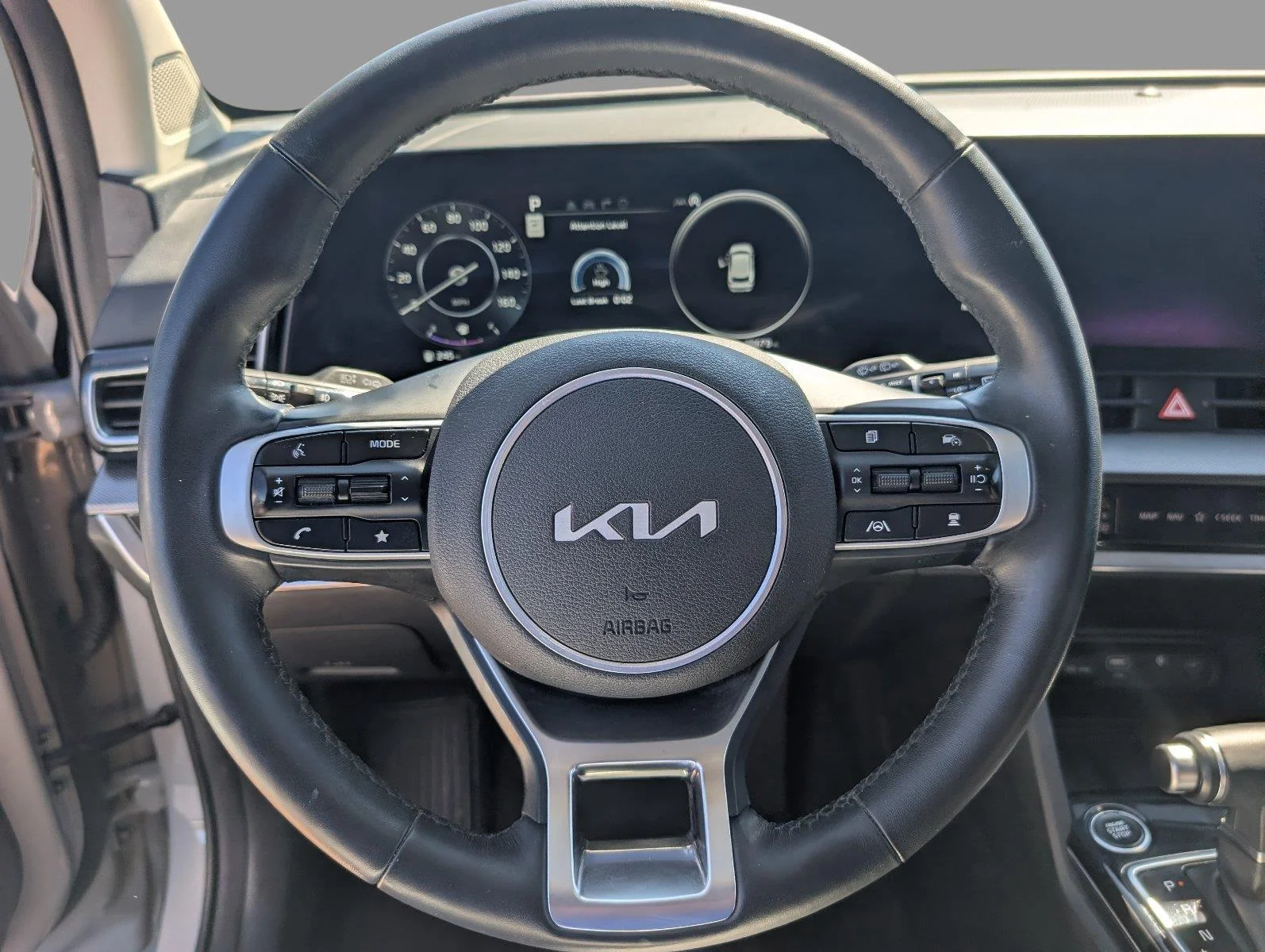 Used 2025 Wolf Gray Kia SX-Prestige image 26